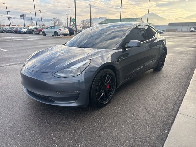 Used 2023 Tesla Model 3 Performance image 3