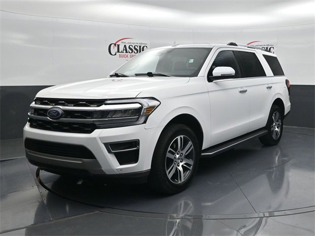 Used 2022 Ford Expedition Limited image 3