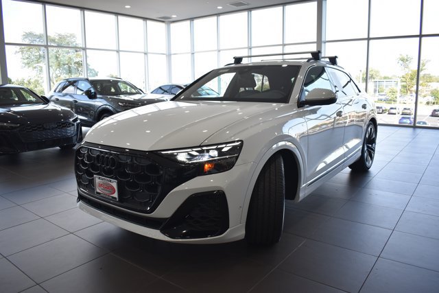 Used 2026 Audi Q8 Premium Plus w/ Premium Plus Package AWD/4WD image 3