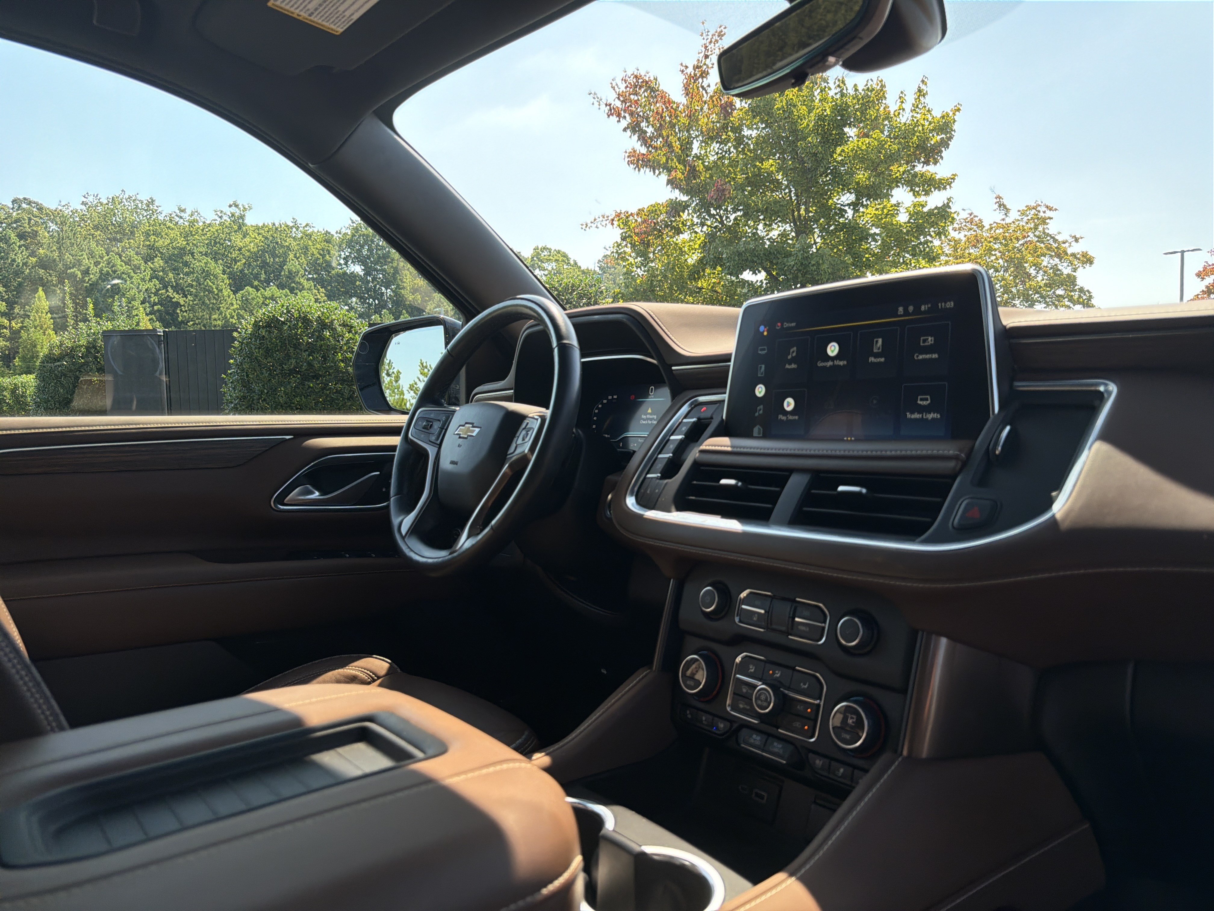 Used 2022 Chevrolet Suburban High Country AWD/4WD image 6