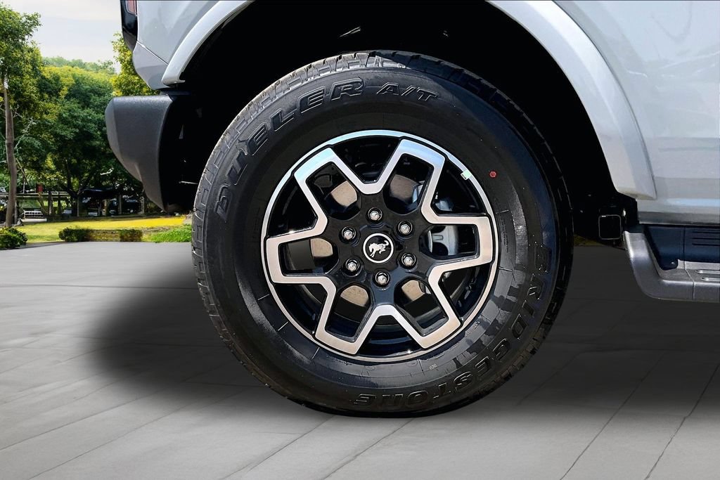 New 2026 Ford Bronco Outer Banks AWD/4WD image 11