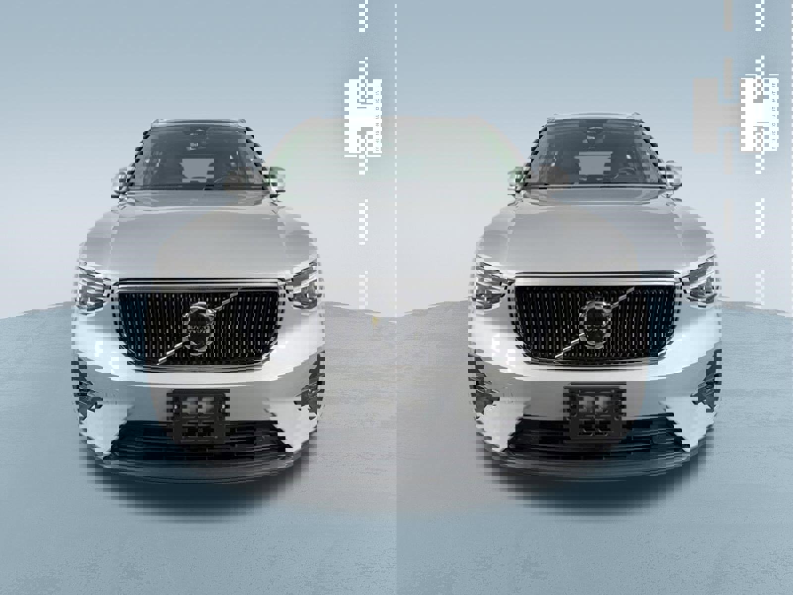 Used 2023 Volvo XC40 B5 Plus w/ Driver Assist Package AWD/4WD image 2