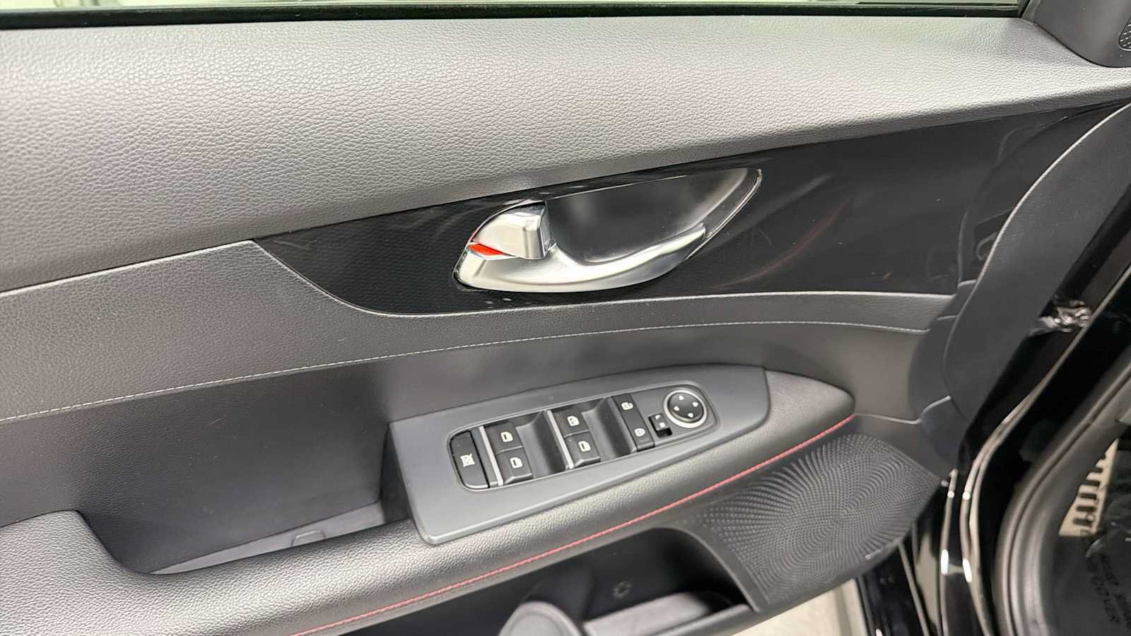 Used 2020 Kia Forte GT FWD image 15