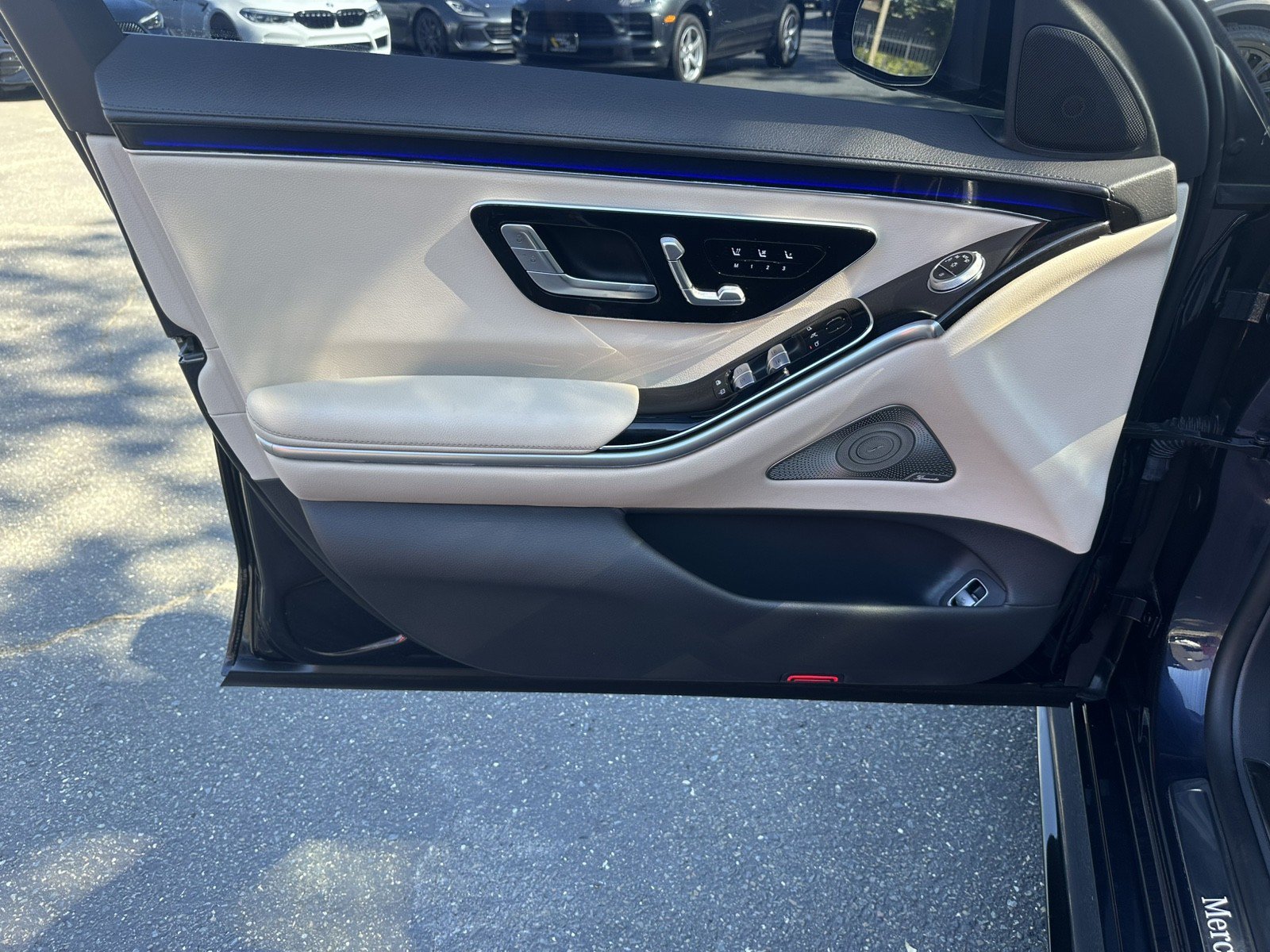 Used 2022 Mercedes-Benz S 500 4MATIC image 26