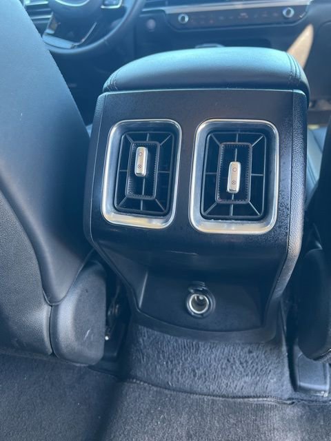 Used 2024 Kia Sorento S image 28