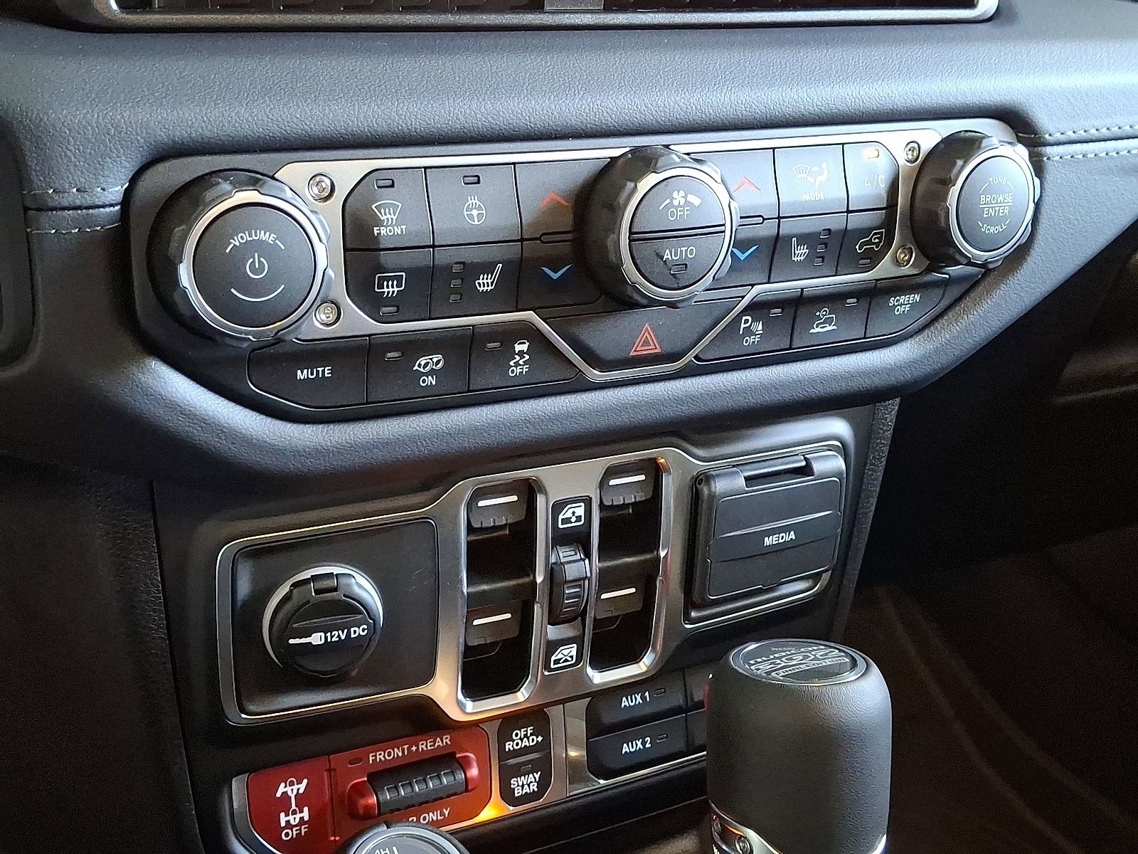 New 2025 Jeep Wrangler Rubicon 392 image 16