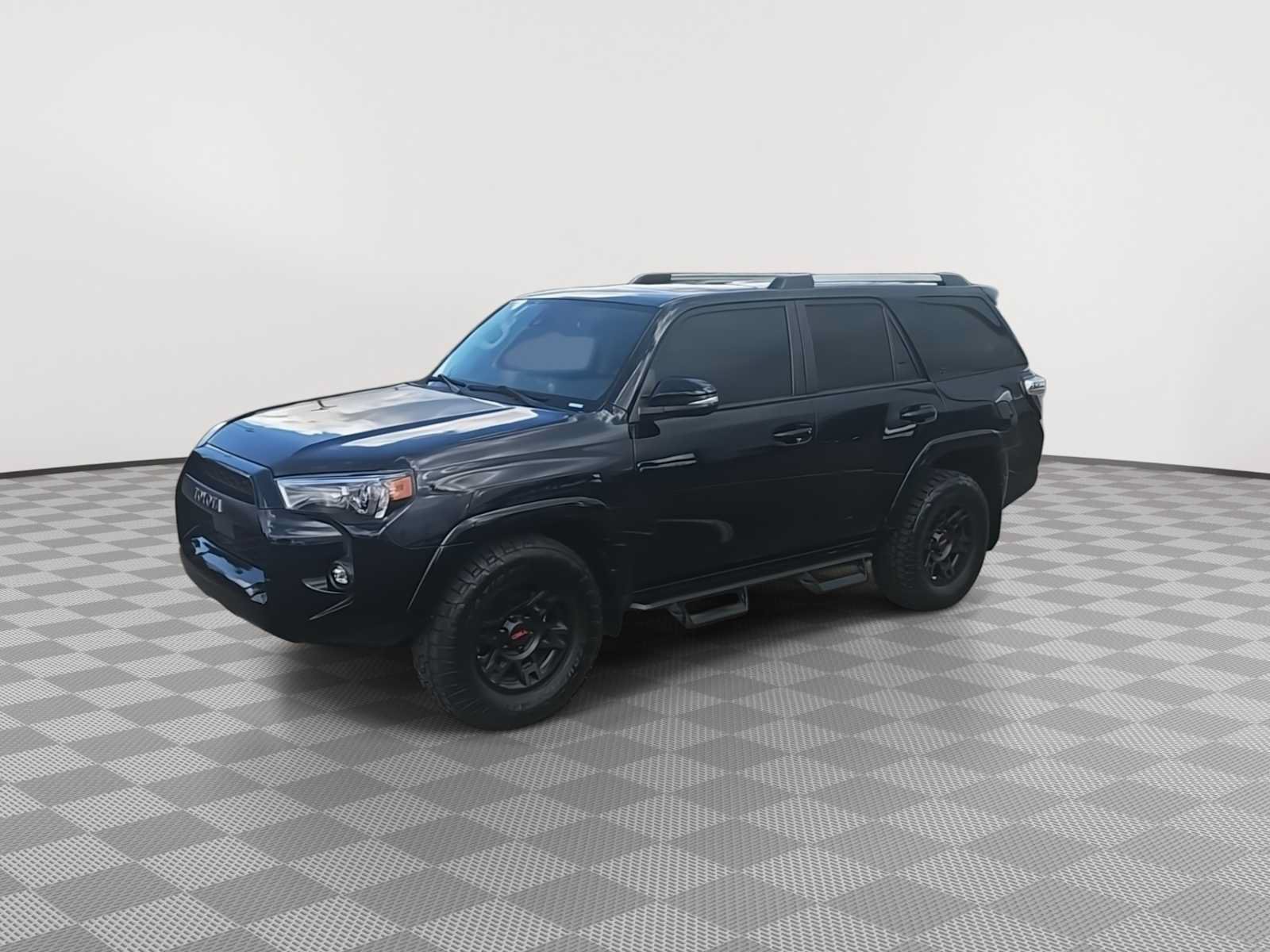 Used 2021 Toyota 4Runner SR5 Premium w/ Moonroof Package RWD image 4