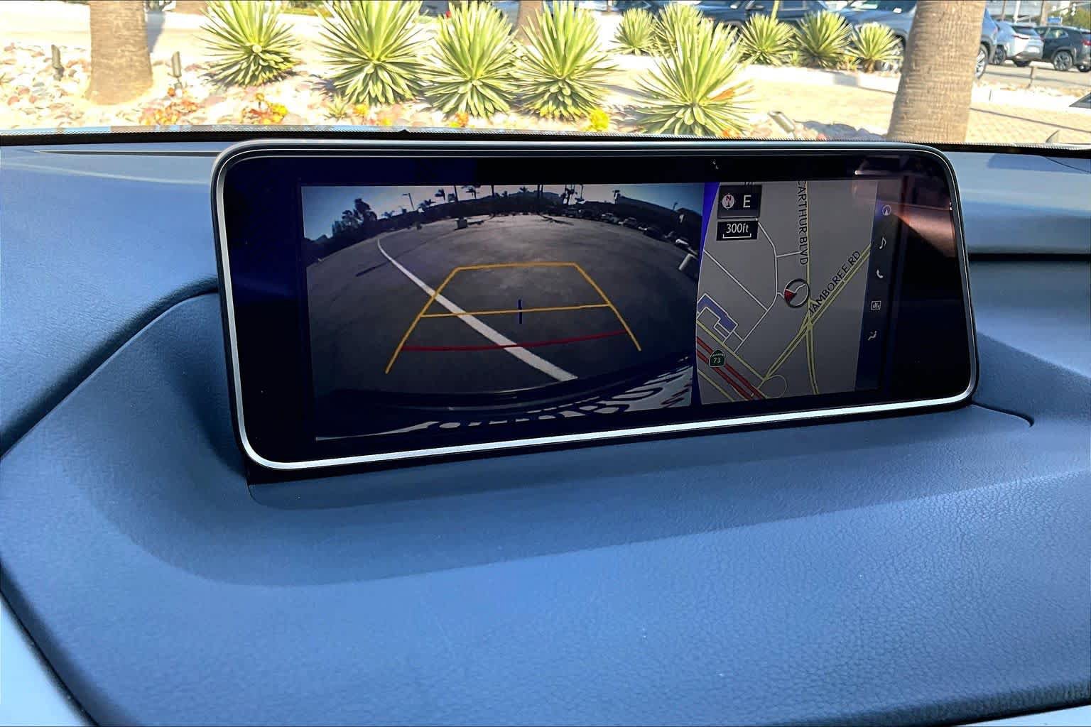 Used 2019 Lexus RX 450h AWD w/ Navigation Package image 25