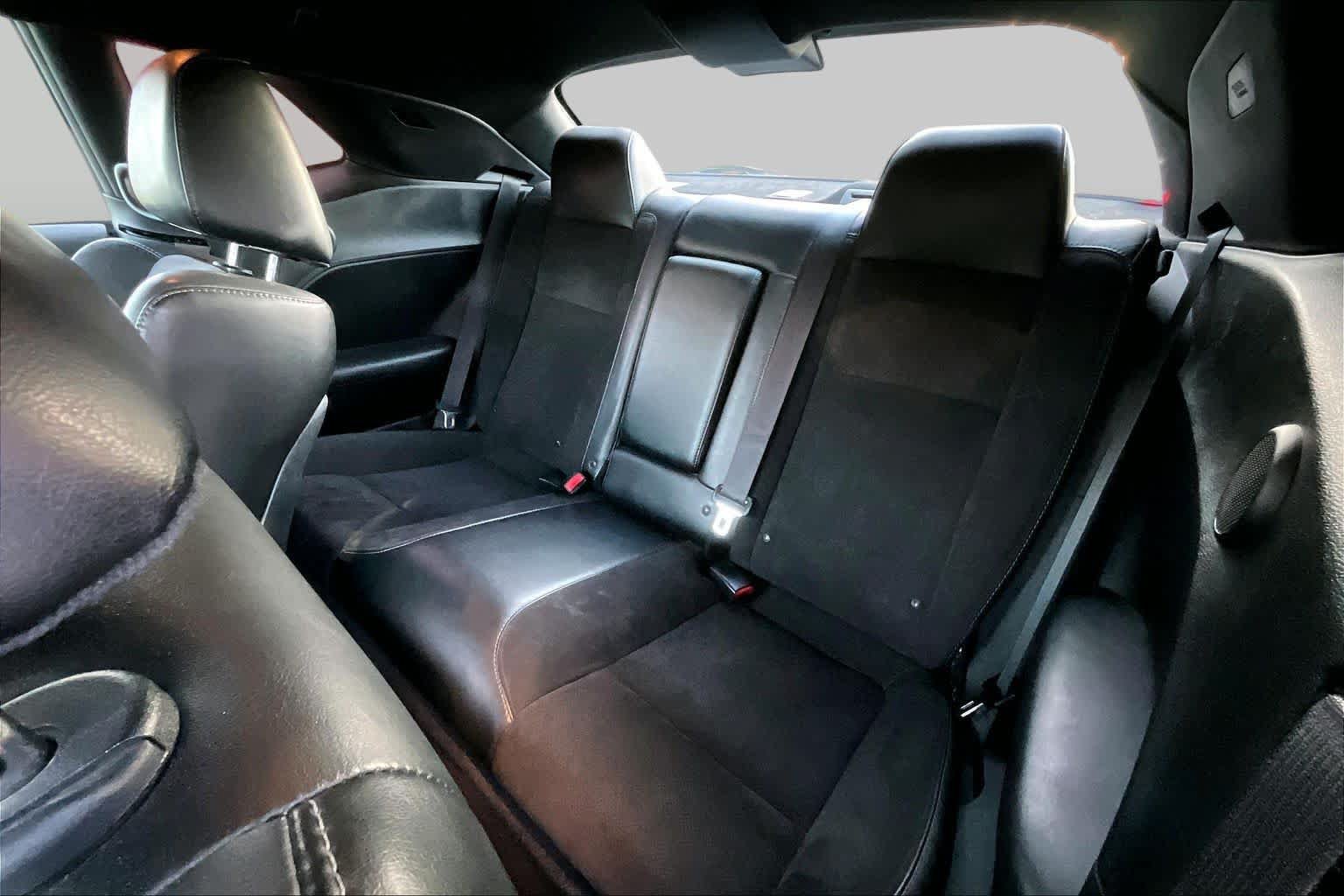 Used 2018 Dodge Challenger SXT Plus RWD image 19