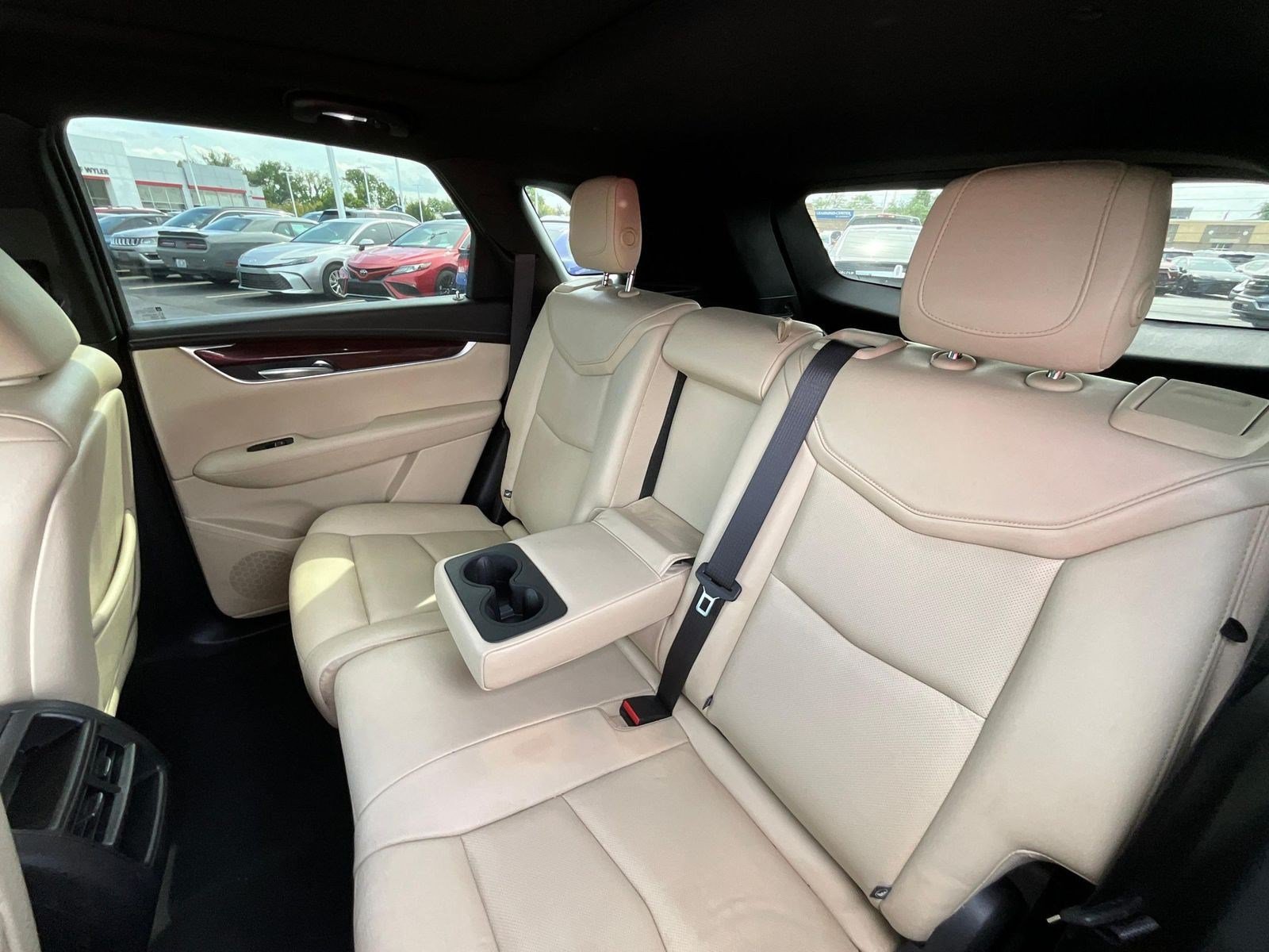 Used 2018 Cadillac XT5 Luxury FWD image 20