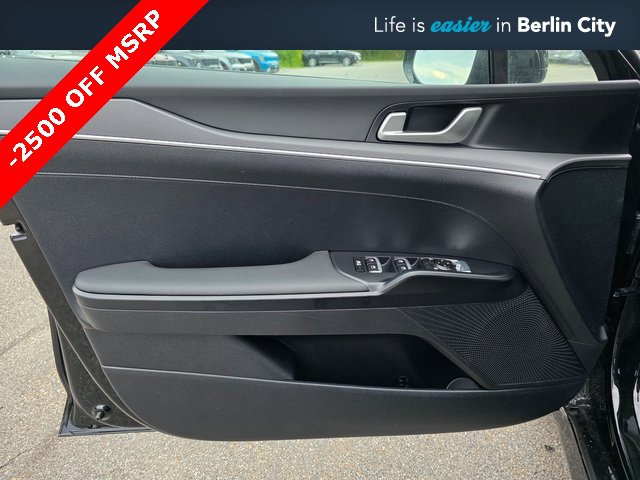 New 2025 Kia K5 LXS image 23