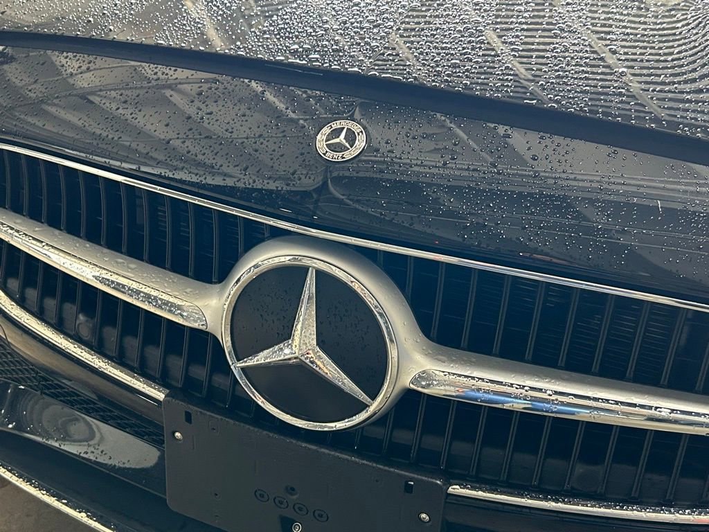 Used 2025 Mercedes-Benz C 300 4MATIC Sedan image 30