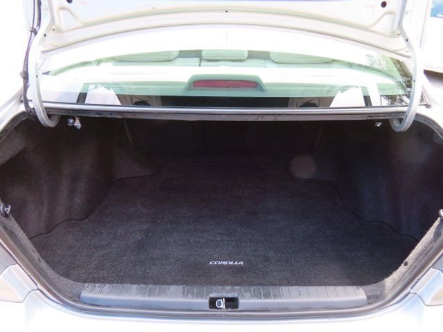 Used 2006 Toyota Corolla CE FWD image 9