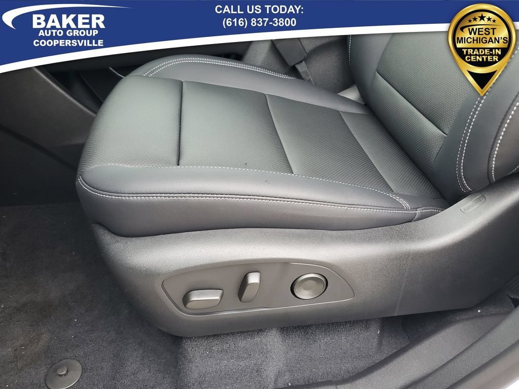 New 2026 Chevrolet Traverse LT w/ Driver Confidence Package AWD/4WD image 14