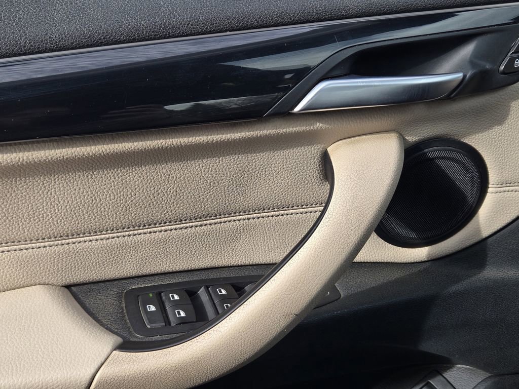 Used 2020 BMW X1 xDrive28i w/ Premium Package image 24