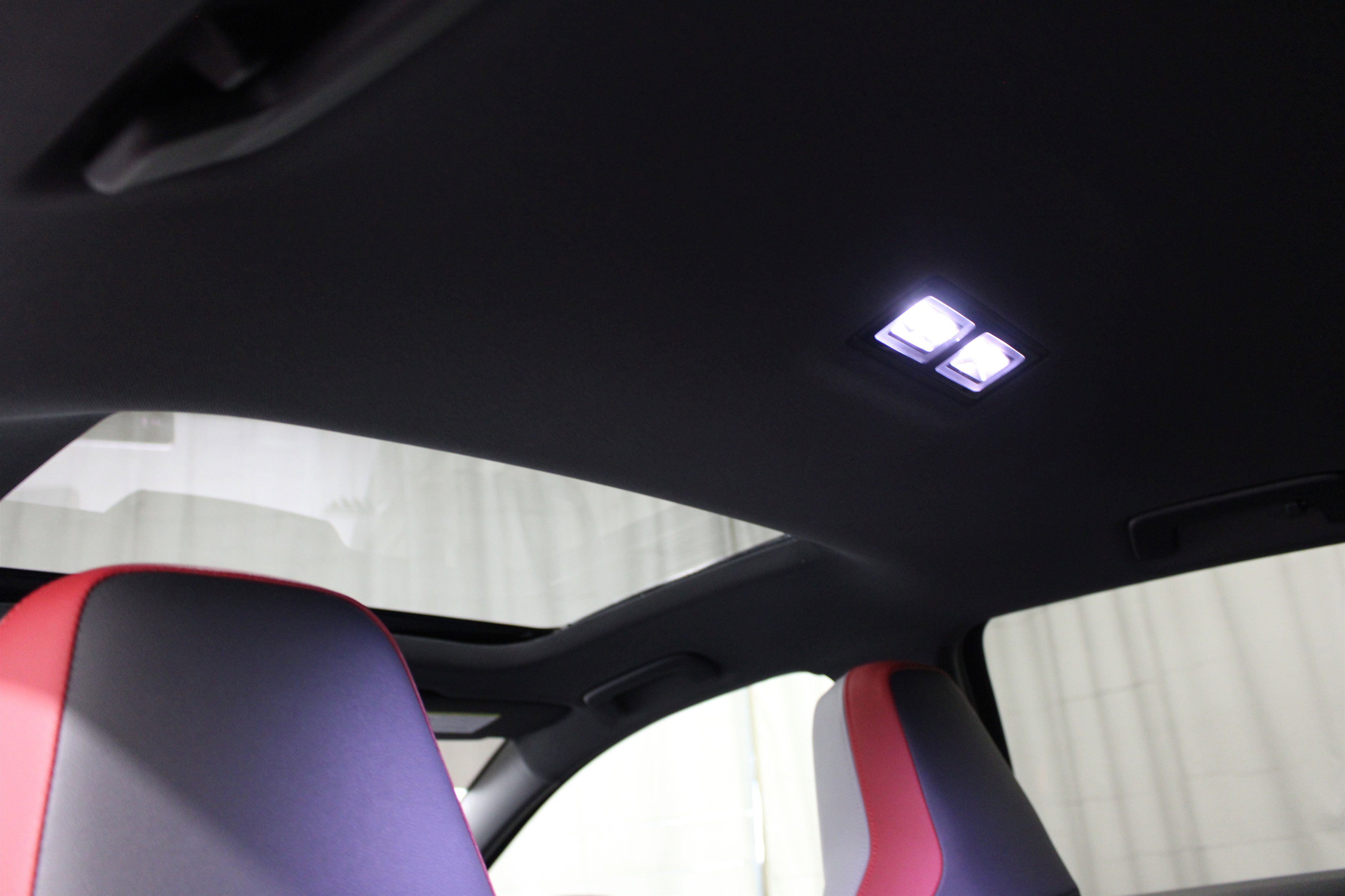 Used 2025 Volkswagen GTI SE image 25