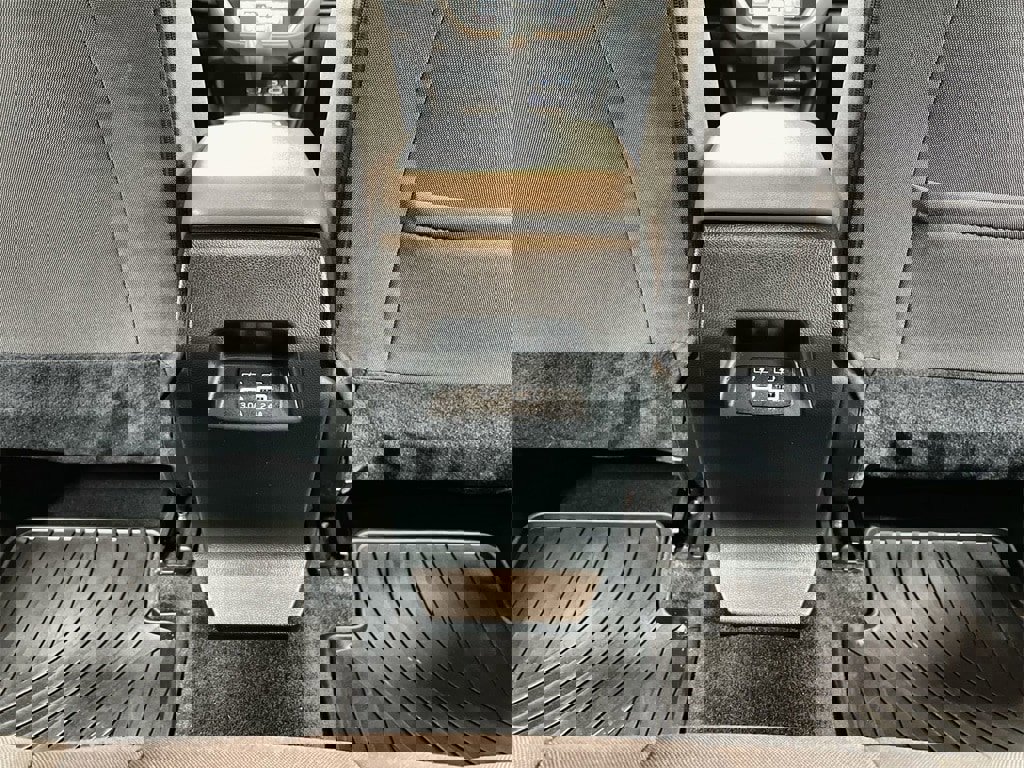 Used 2025 Subaru Crosstrek 2.0i Premium image 20