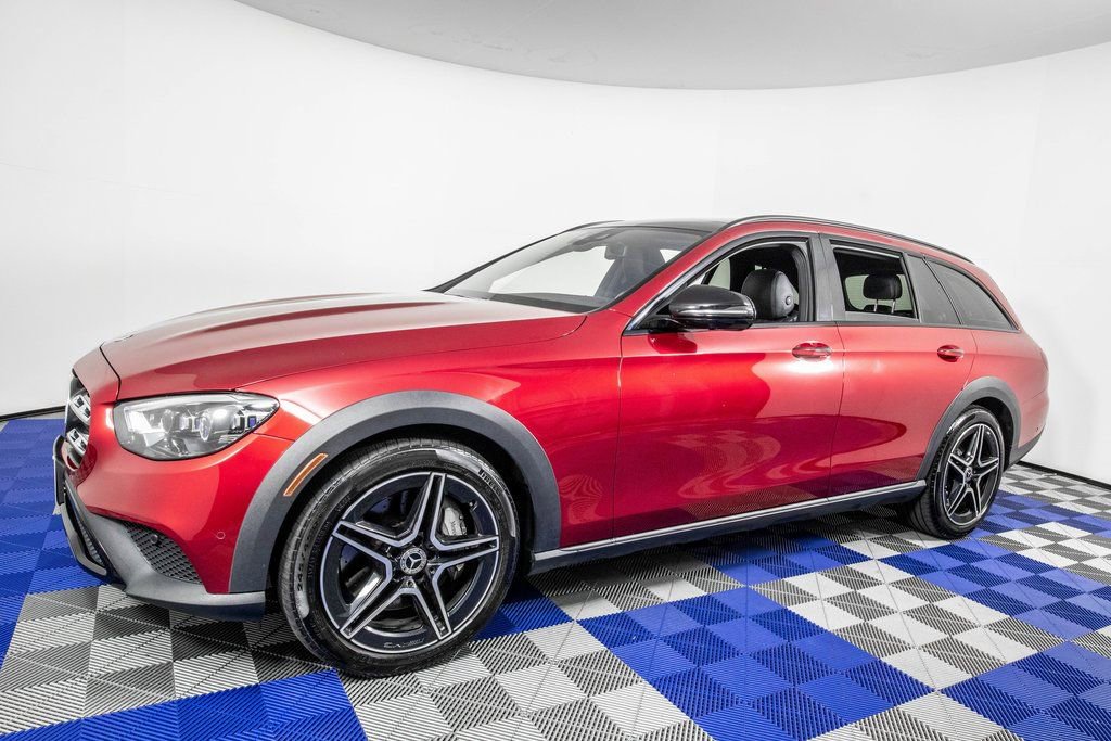 Used 2022 Mercedes-Benz E 450 4MATIC All-Terrain Wagon image 1