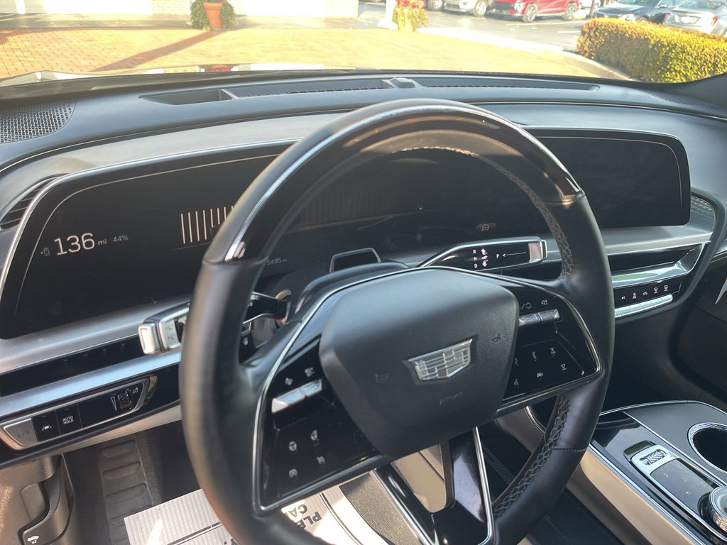 Used 2024 Cadillac Lyriq Luxury w/ LPO, Floor Liner Package image 21