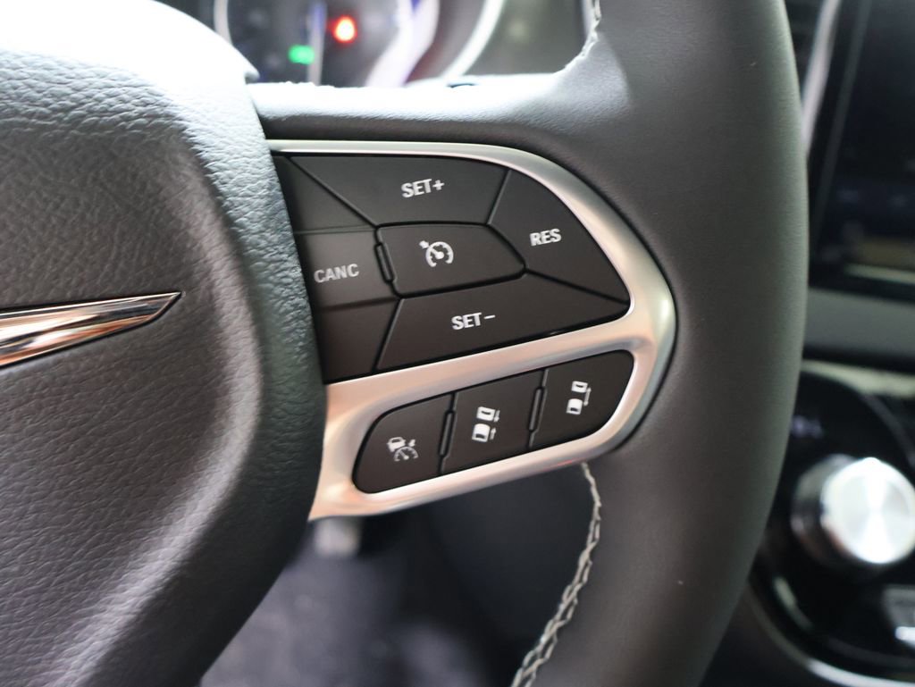 New 2026 Chrysler Voyager LX image 24