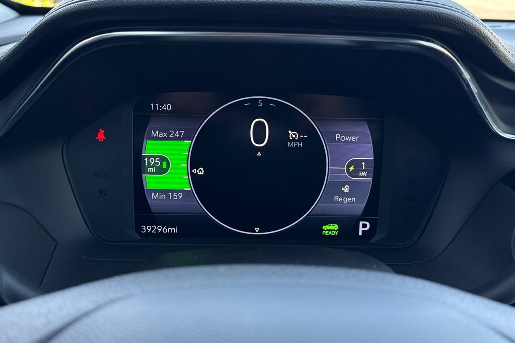 Certified 2023 Chevrolet Bolt EUV LT w/ Comfort Package FWD image 29