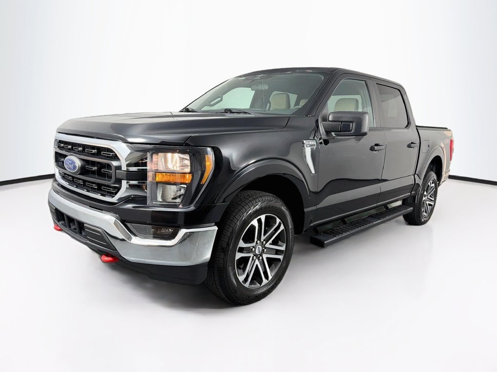 Used 2023 Ford F150 XLT AWD/4WD image 3