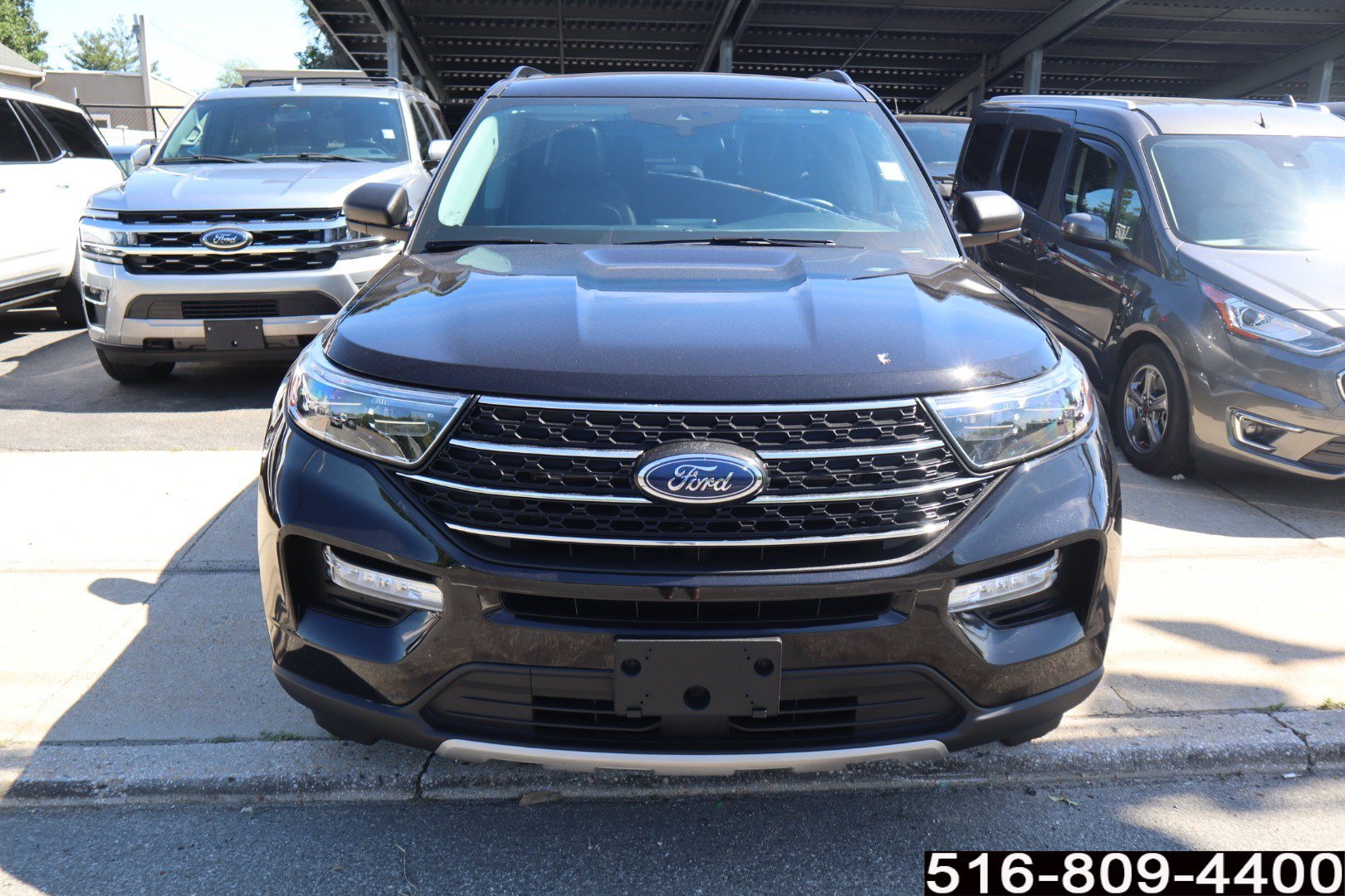 Used 2023 Ford Explorer XLT w/ Equipment Group 202A AWD/4WD image 4