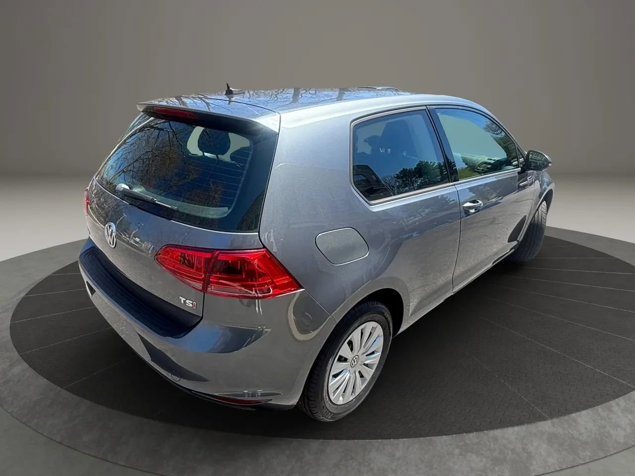Used 2015 Volkswagen Golf Launch Edition FWD image 39