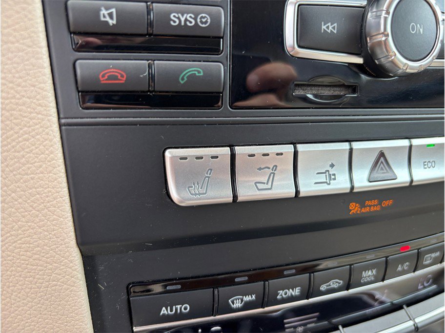 Used 2015 Mercedes-Benz E 400 Cabriolet image 27