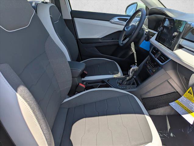 New 2026 Volkswagen Taos SE FWD image 27