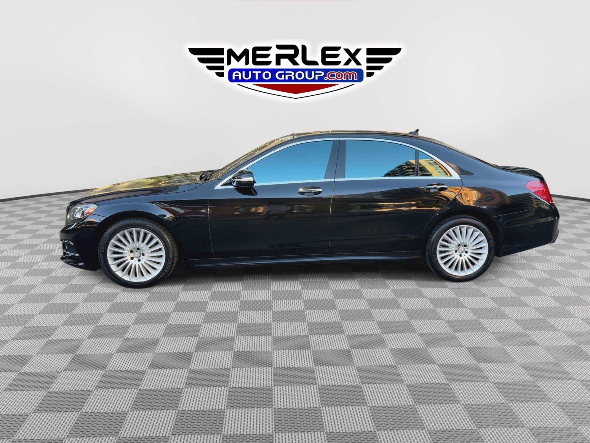 Used 2016 Mercedes-Benz S 550 4MATIC Sedan image 5