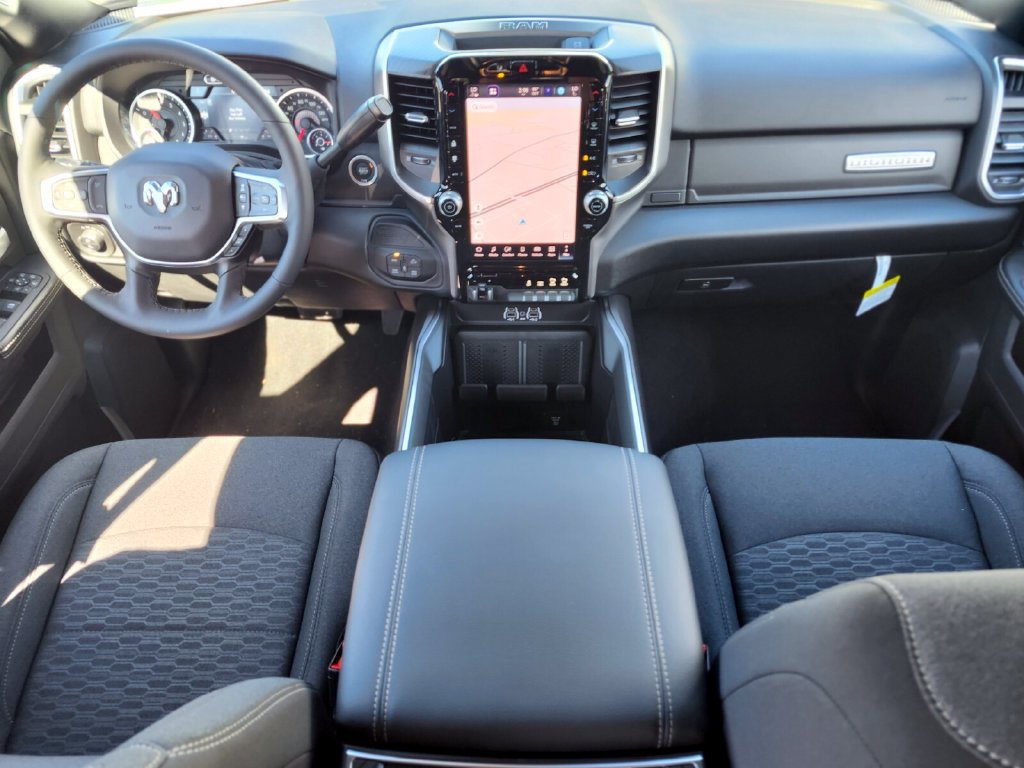 New 2026 RAM 2500 Big Horn AWD/4WD image 12