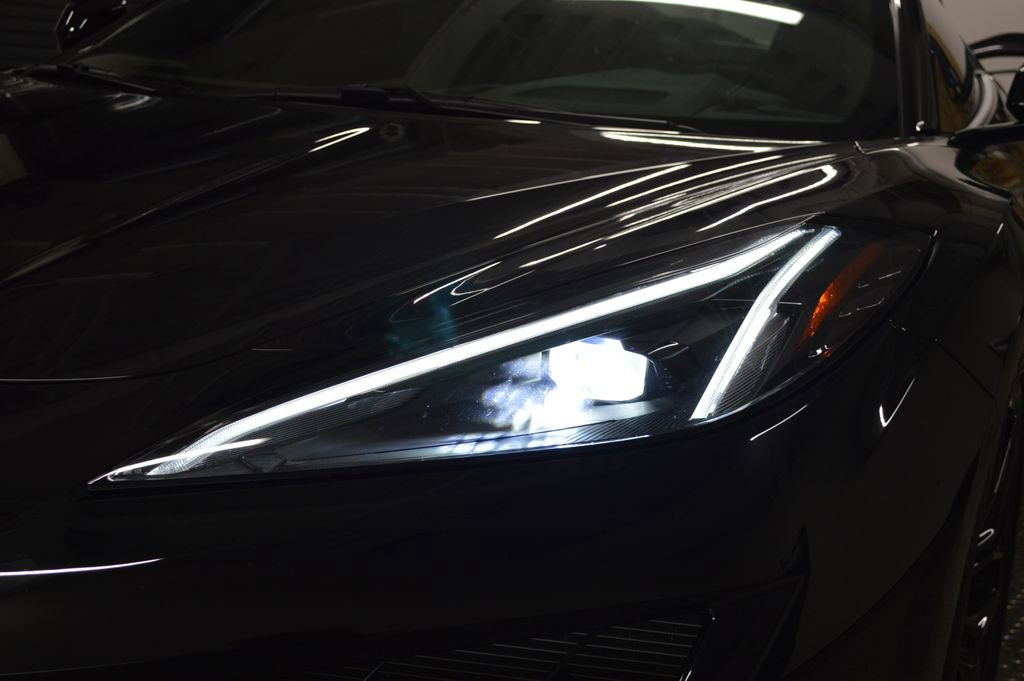 Used 2025 Chevrolet Corvette Z06 w/ Z07 Performance Package image 9