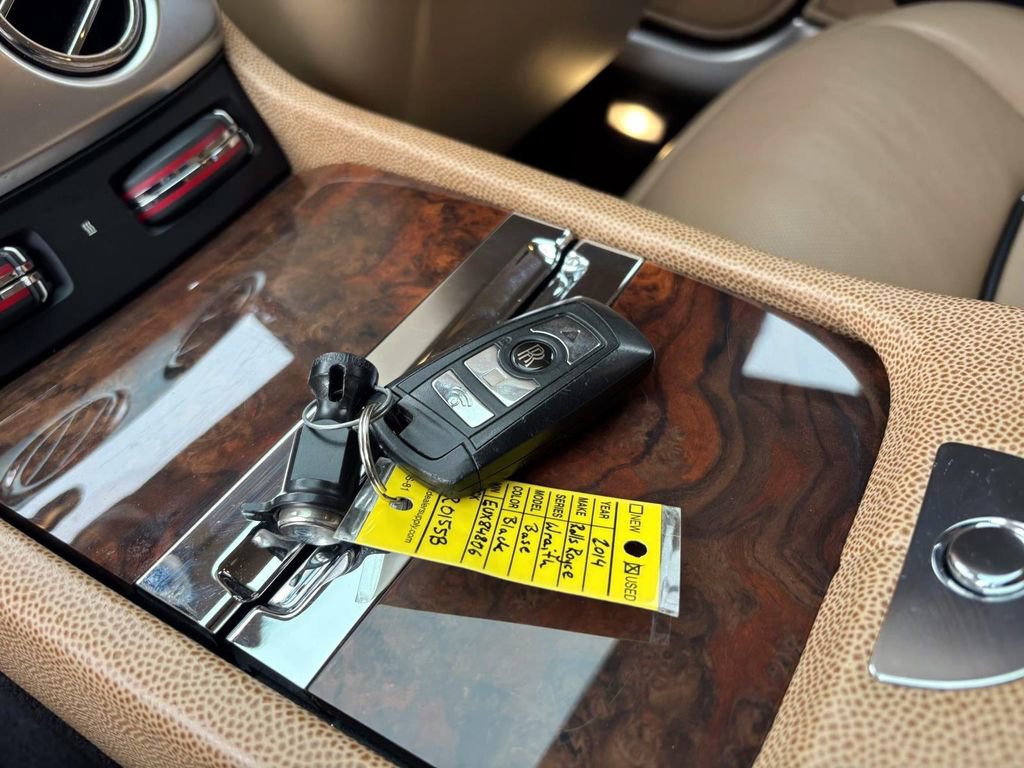 Used 2014 Rolls-Royce Wraith image 34
