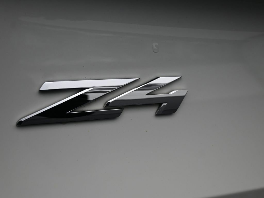 Used 2025 BMW Z4 sDrive30i image 13