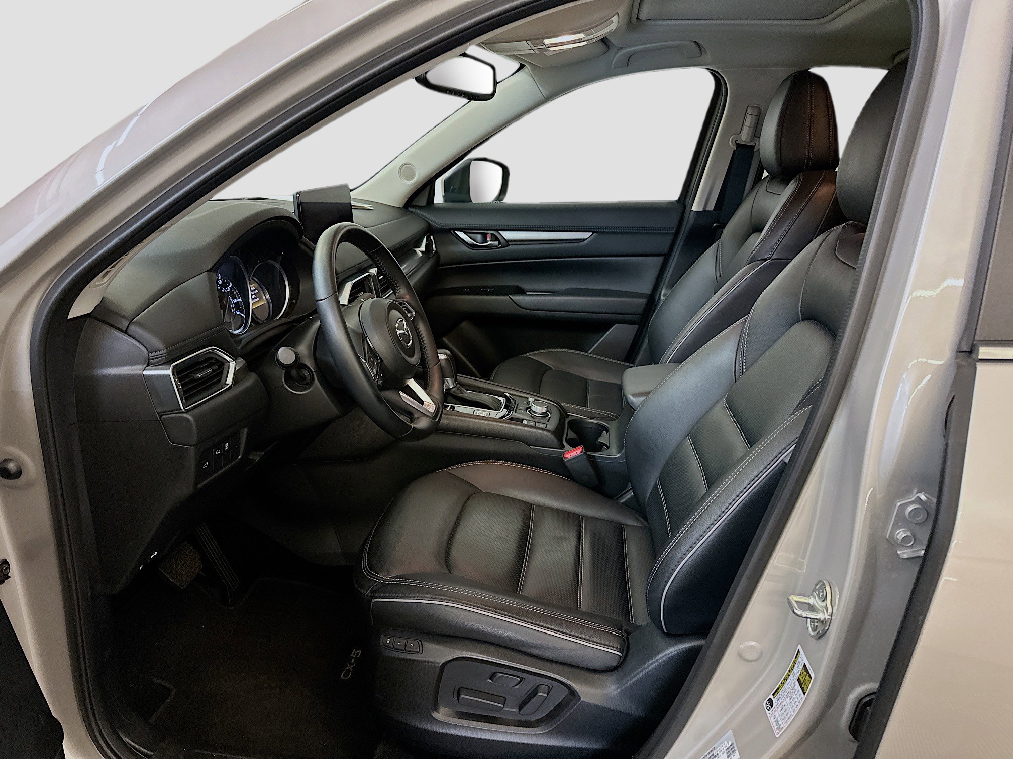 Used 2025 MAZDA CX-5 AWD 2.5 S w/ Preferred Package image 13