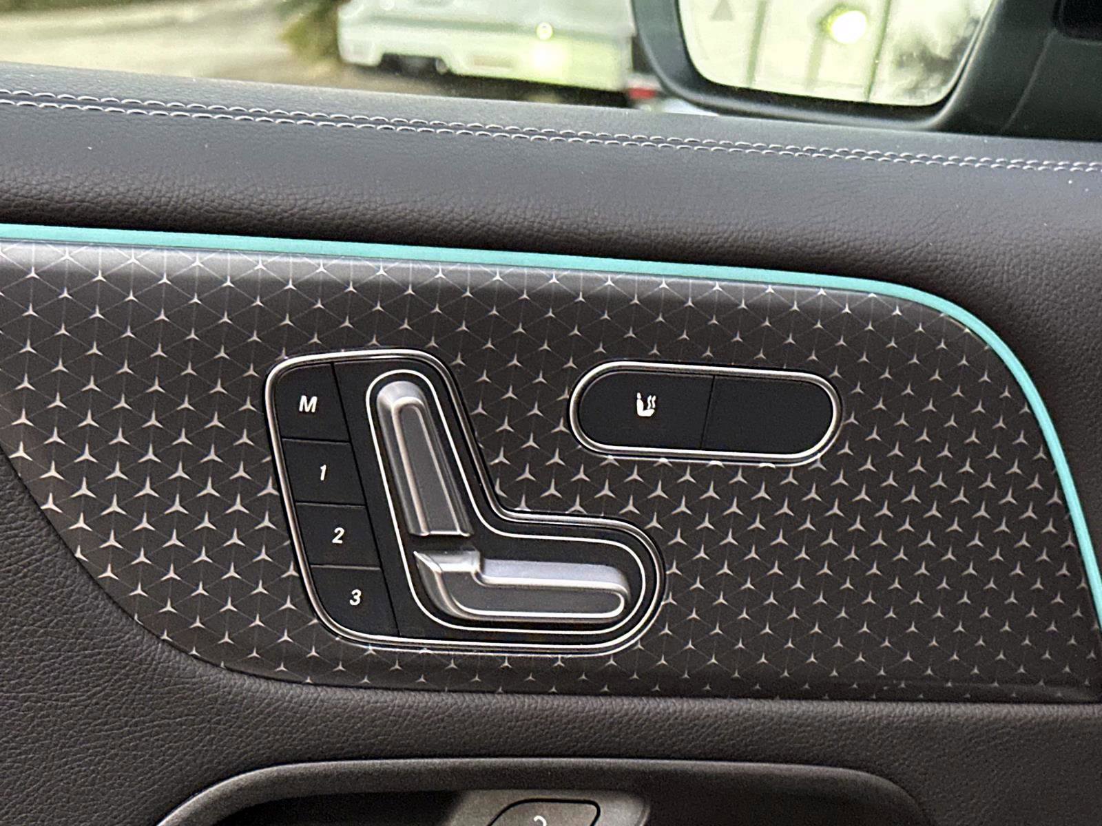 Certified 2025 Mercedes-Benz GLB 250 GLB 250 image 18