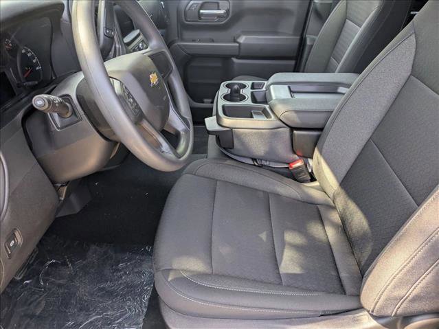 New 2025 Chevrolet Silverado 1500 Custom image 3