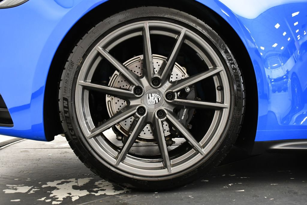 Used 2024 Porsche 911 Carrera T image 18