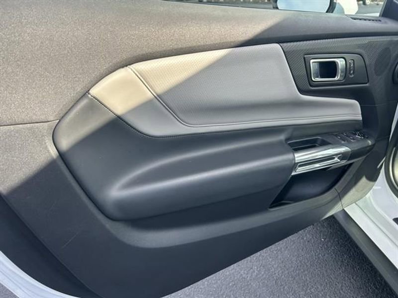 Used 2024 Ford Mustang Premium image 25
