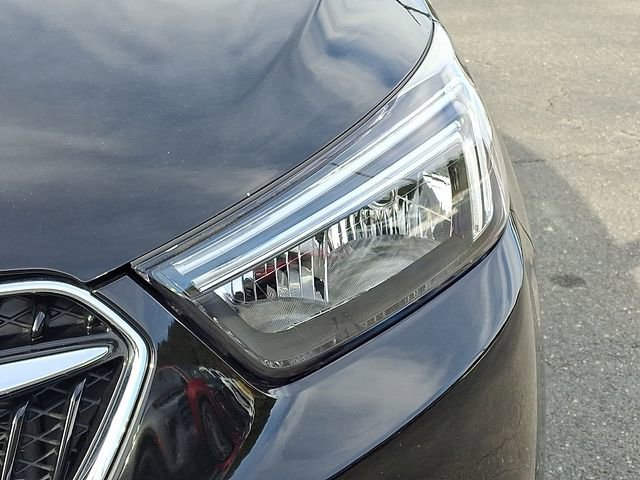 Used 2021 Buick Encore Preferred w/ Safety Package image 9