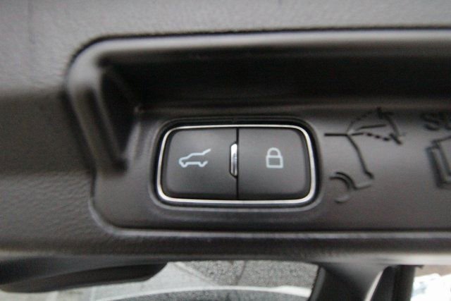 Used 2022 Ford Explorer ST w/ Equipment Group 401A image 18