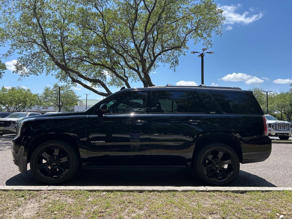 Used 2019 GMC Yukon SLT w/ Graphite Performance Edition RWD video 2