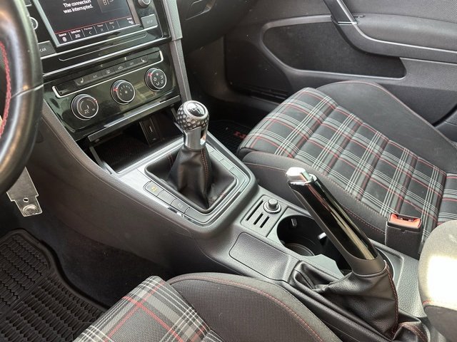 Used 2018 Volkswagen GTI S image 11