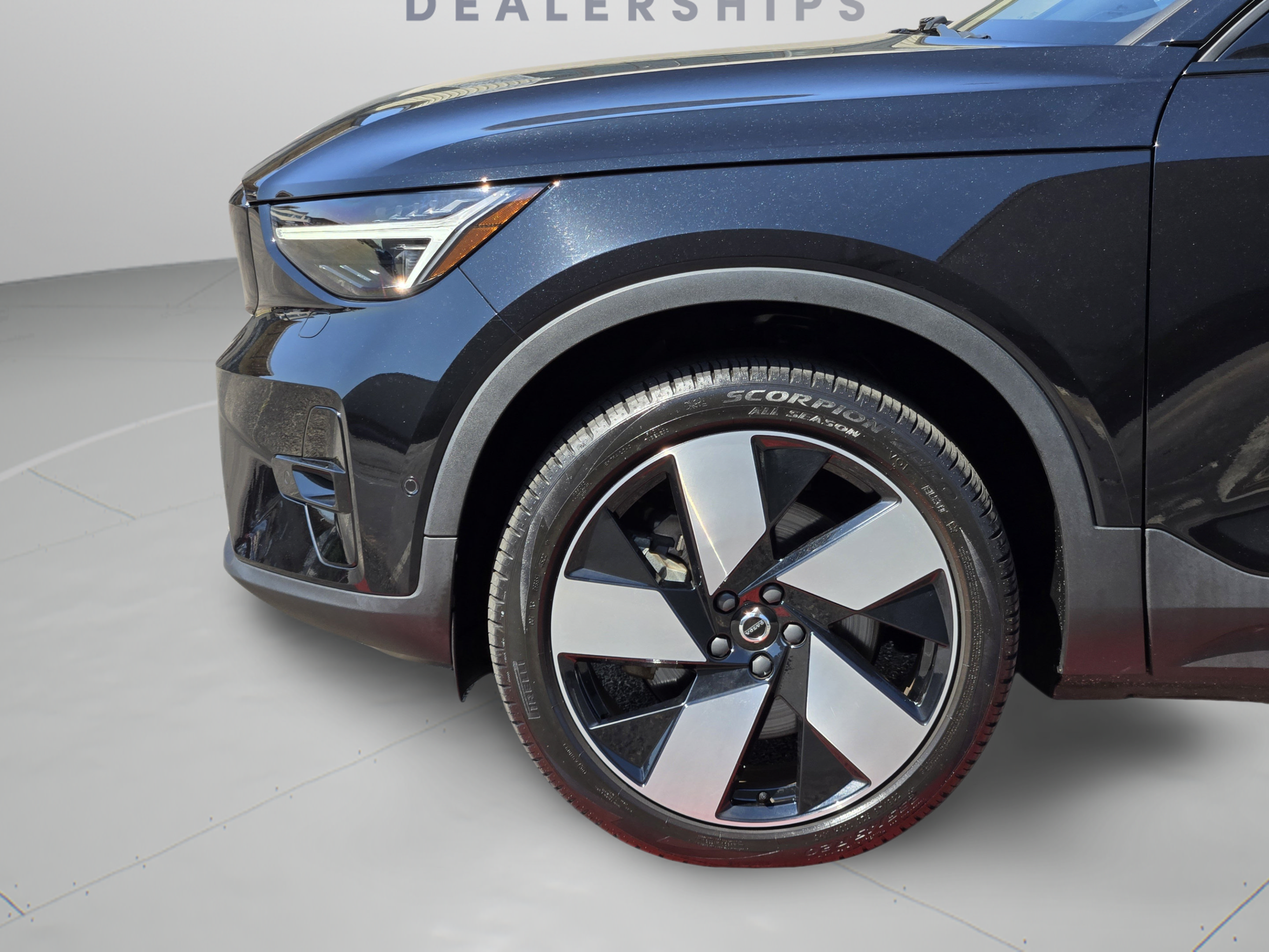 Certified 2023 Volvo C40 P8 Recharge Ultimate AWD/4WD image 34