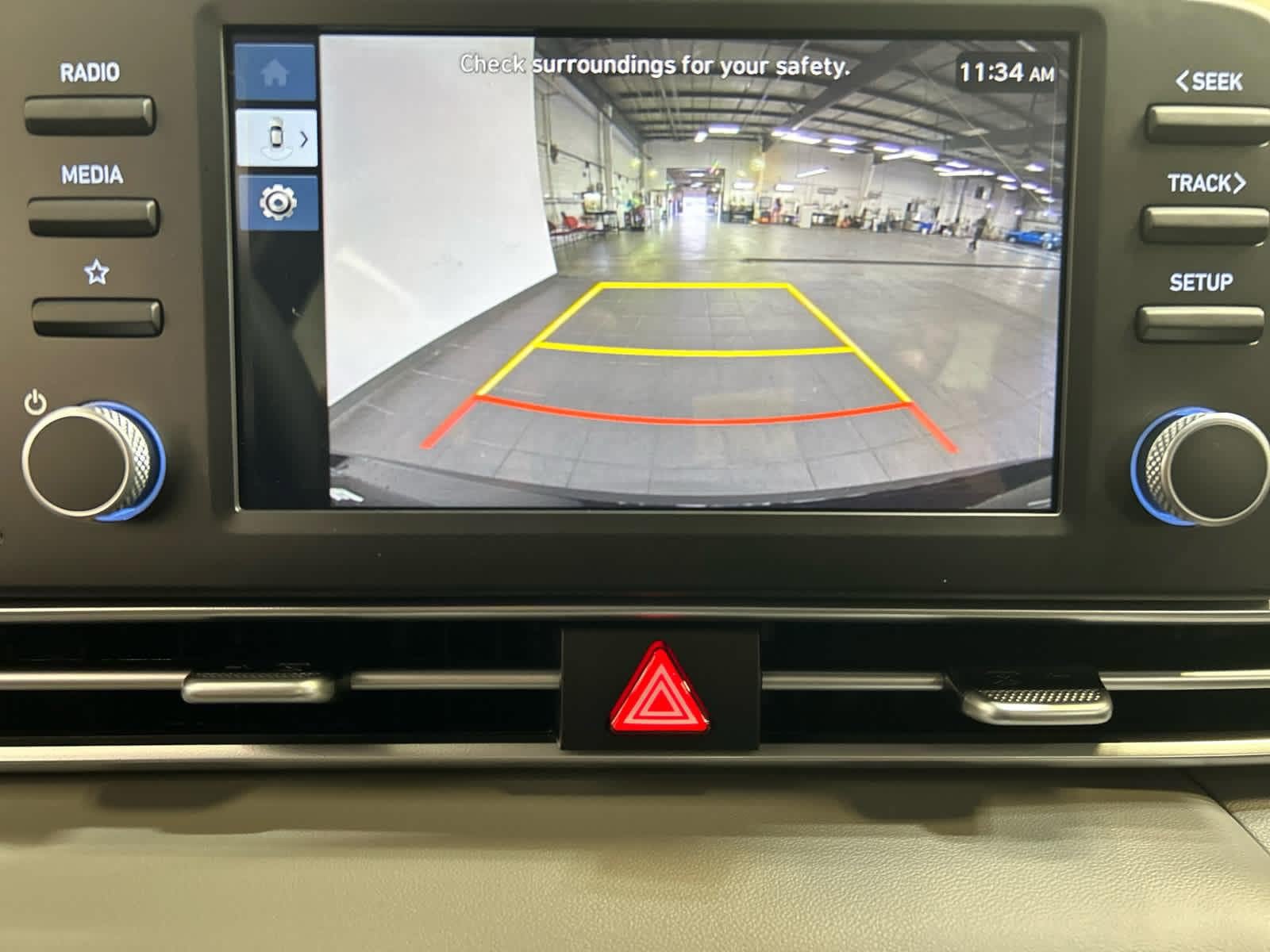 New 2026 Hyundai Elantra SE FWD image 6