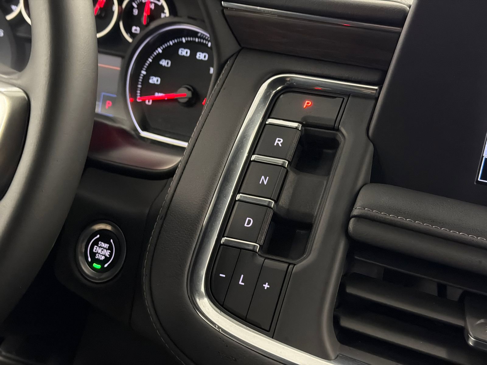 Used 2024 Chevrolet Tahoe LS w/ Driver Alert Package image 28