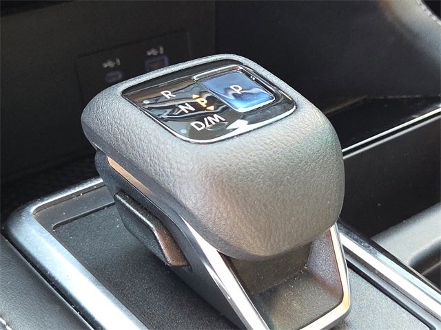 Used 2022 Nissan Pathfinder S image 21