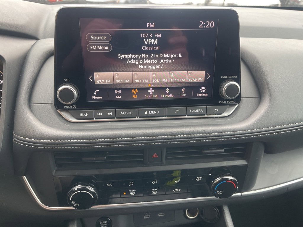 Used 2024 Nissan Rogue S image 12