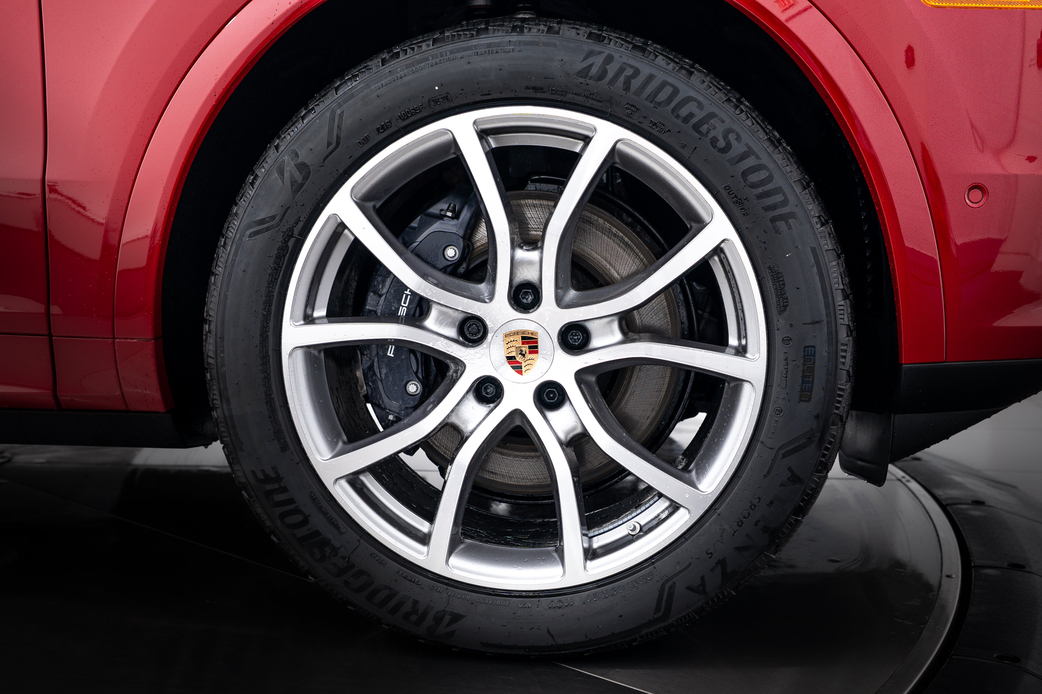Certified 2026 Porsche Cayenne AWD/4WD image 11